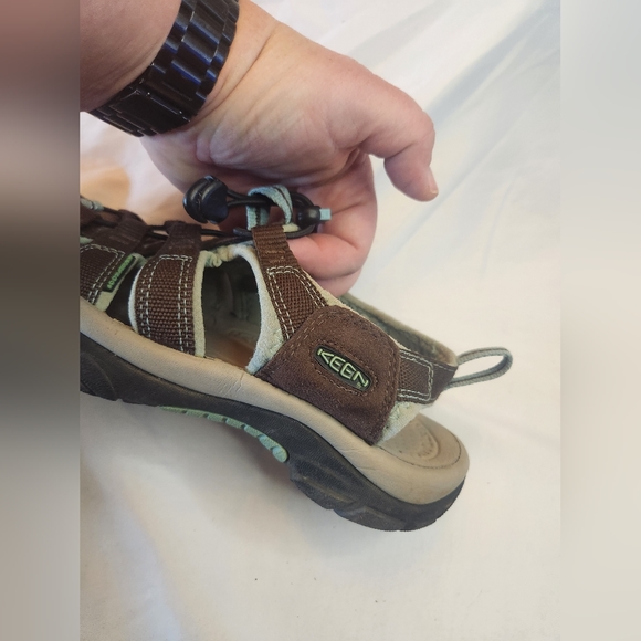 Women’s Keen Newport H2 Hiking Sandal Size 8 - Picture 5 of 10